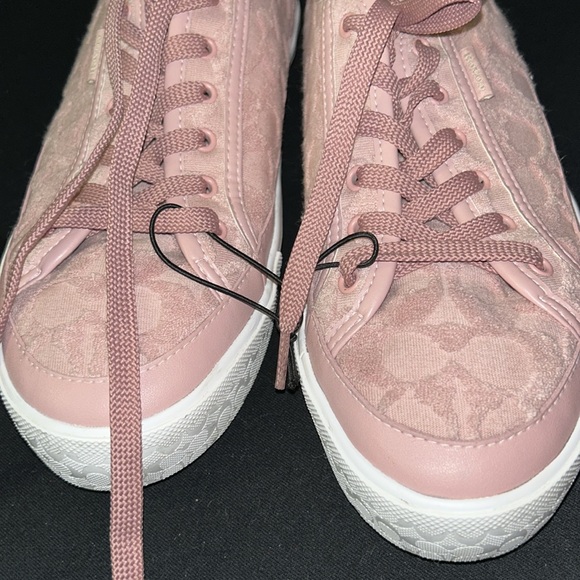 Coach Pink Sneakers Classic Low-Top Design - Picture 8 of 16